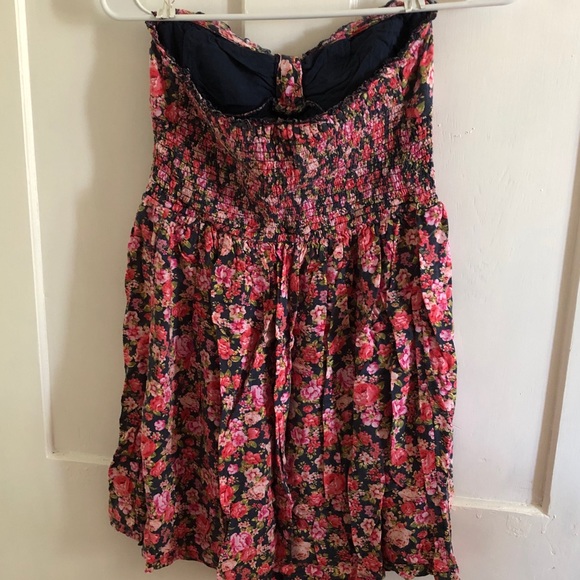 floral Abercrombie & Fitch strapless dress - Picture 2 of 8